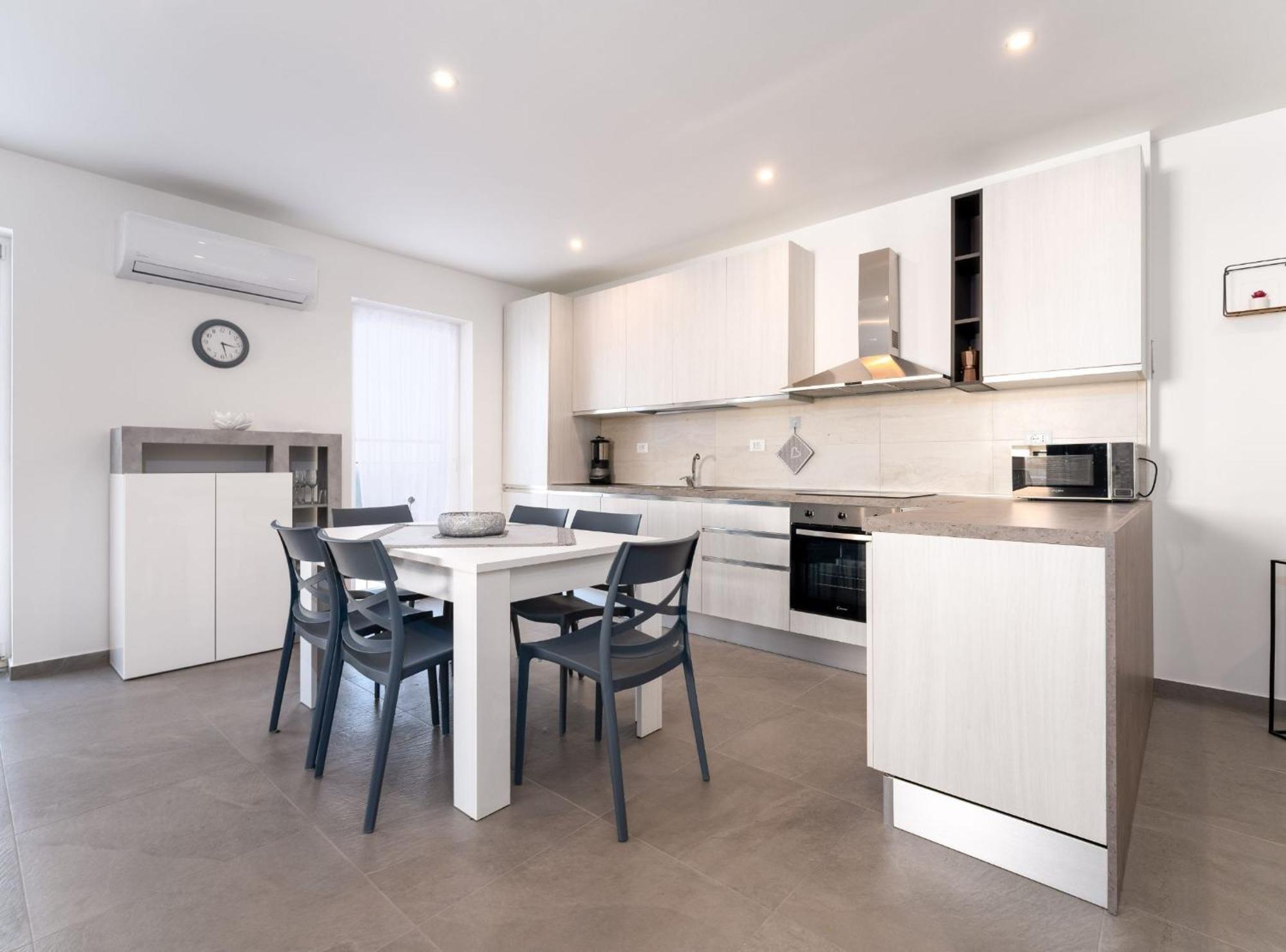 Apartments Baricevic オパティヤ エクステリア 写真